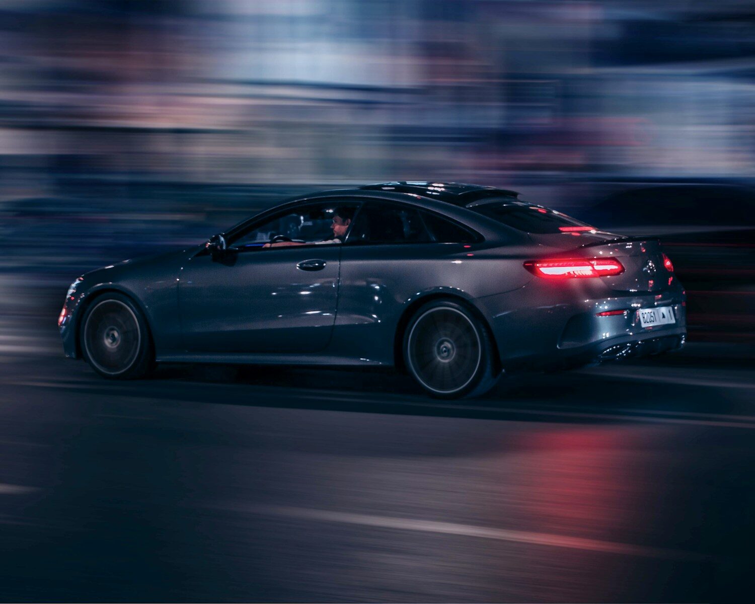 How Your Driving Record Impacts Your Insurance Costs 